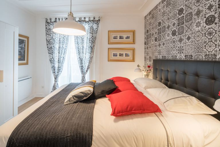 Bedroom 4, Lisbon Fragrances Orchidee Flowers, Lisbon