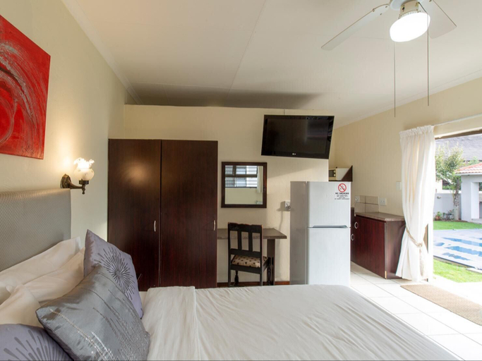 Bedroom 3, Angelica Guest House, Ekurhuleni