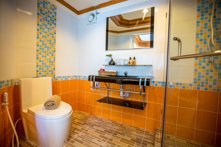 Bathroom 4, Phurua Inn, Phu Rua