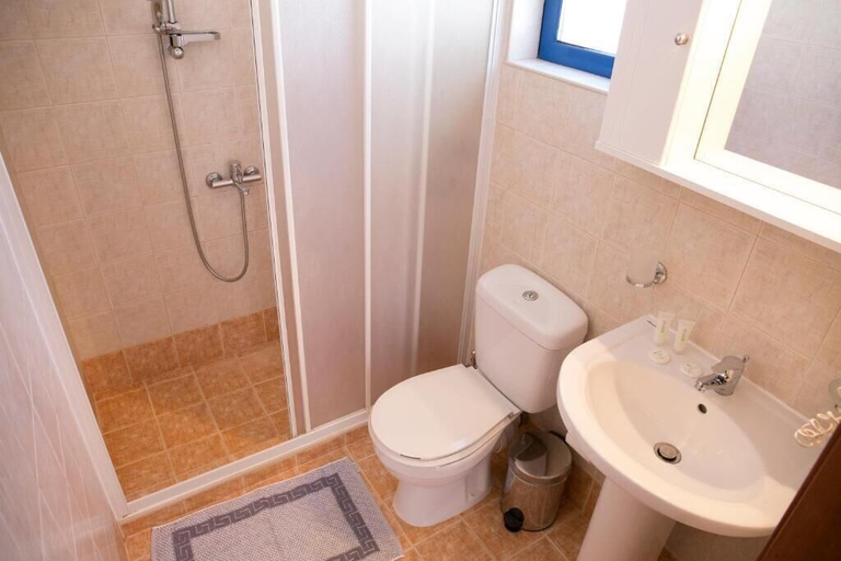 Bathroom 5, Hotel Elena, Epirus
