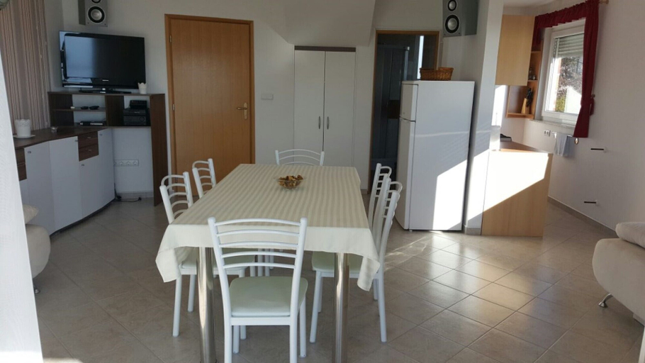 Others 5, Apartments Nika, Crikvenica