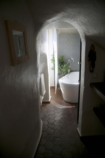 Bathroom 5, La Maison Aux Bonsaïs, Alpes-Maritimes