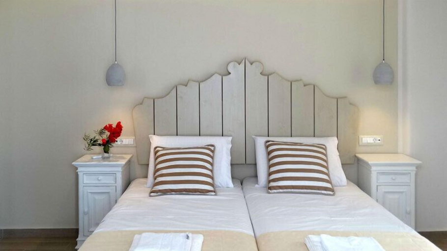 Bedroom 3, Naxos Oceamo, South Aegean