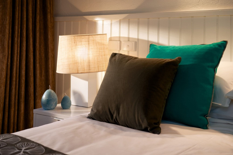 Bedroom 21