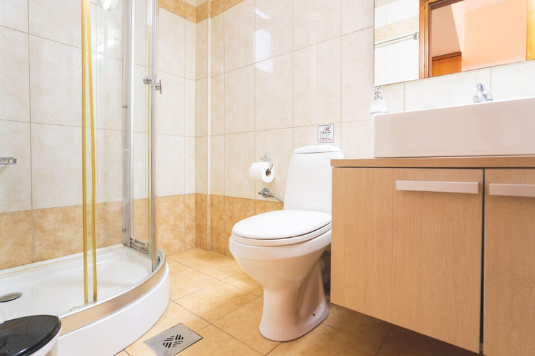 Bathroom, Helios Apartments, Crete