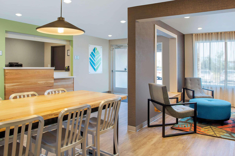Public Area 2, Extended Stay America Select Suites - Charlotte - Northlake, Mecklenburg