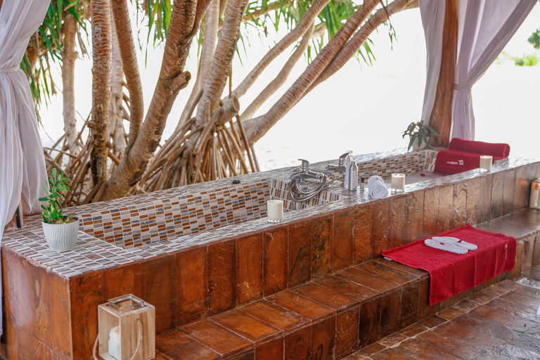 Food & Drinks 5, Mzima Beach, Msambweni