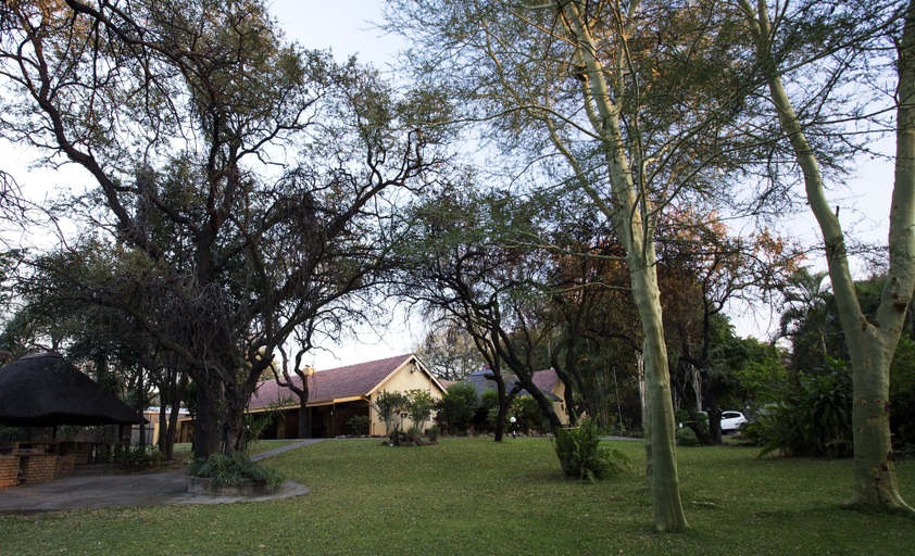 Exterior & Views 2, Sunbird Lodge, Mopani