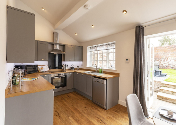 Others 5, The Olde Coach House, Derbyshire