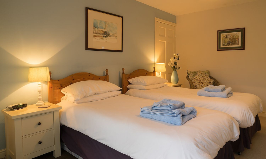 Bedroom 2, The Horseshoe Inn, North Yorkshire