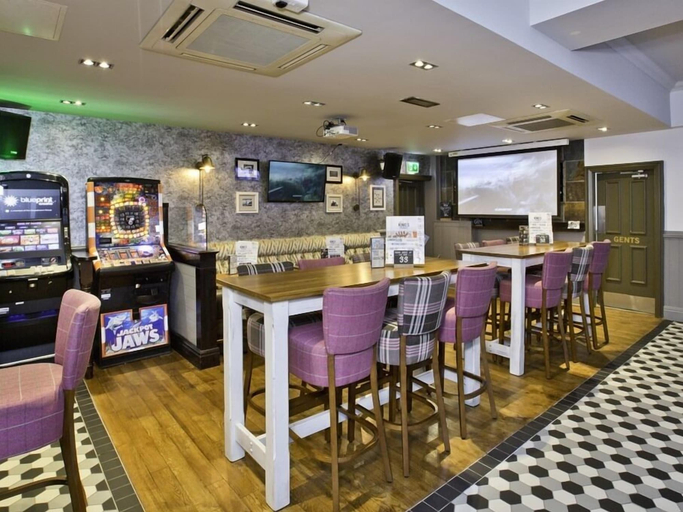 Food & Drinks 4, Abbey Inn, Renfrewshire