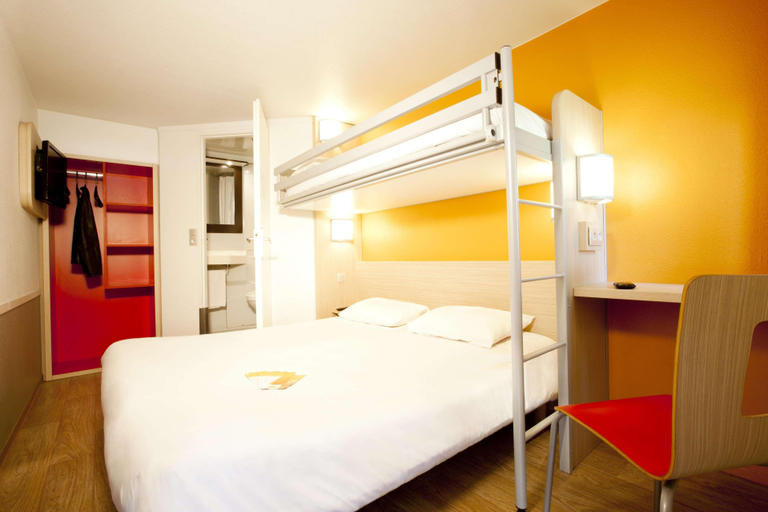 Bedroom 4, Premiere Classe Dijon Sud - Marsannay, Côte-d'Or