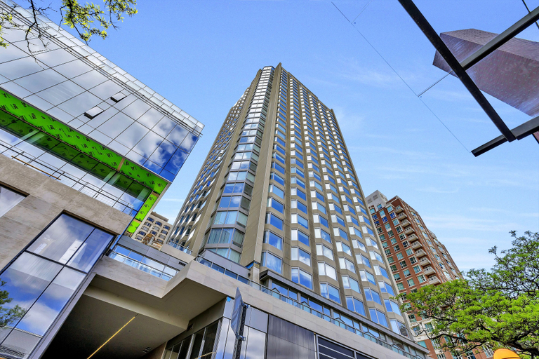 Exterior & Views 2, QuickStay - Chic in Yorkville (Yonge & Bloor), Toronto