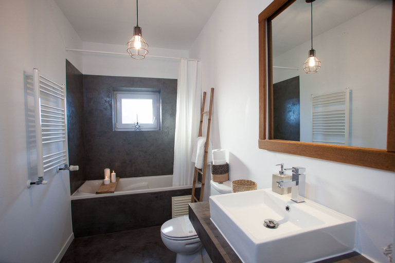 Bathroom 4, Lisbon Country Villa, Oeiras