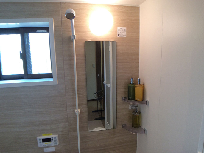 Bathroom 3, TOMARO Osaka Bay, Osaka