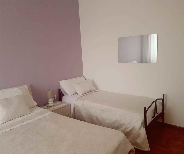 Bedroom 3, Iris B&b, Napoli