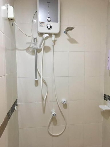 Bathroom 3, Surf Deck, Kaafu Atoll
