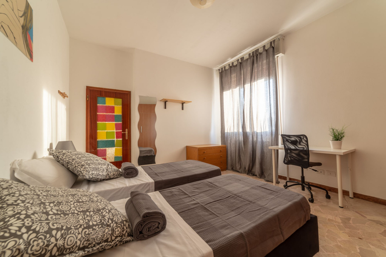 Bedroom 4, Bologna Fiera Guest House, Bologna