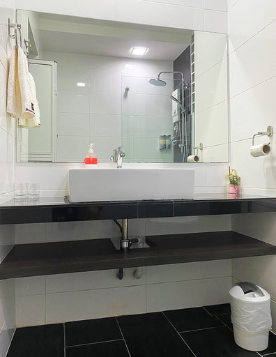 Bathroom 5, Amadel Residence, Malacca City