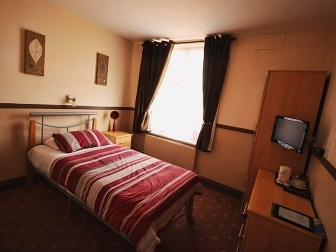 Bedroom 2, The Hussar, Kent
