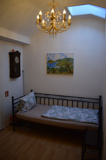 Bedroom 2, Messewohnung Augusta, Wuppertal