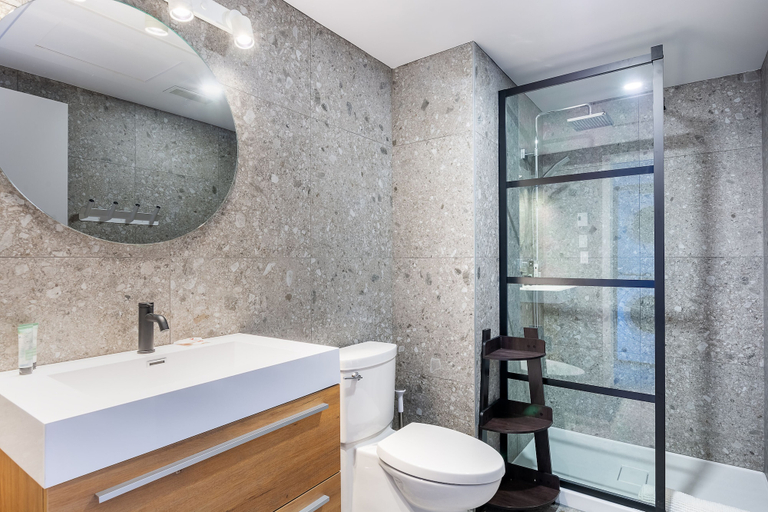 Bathroom, Les Lofts de Buade by Les Lofts Vieux-Québec, Communauté-Urbaine-de-Québec