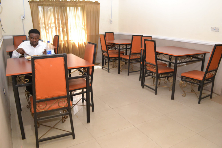 Food & Drinks 4, Aquatic Suites & Lounge, Surulere