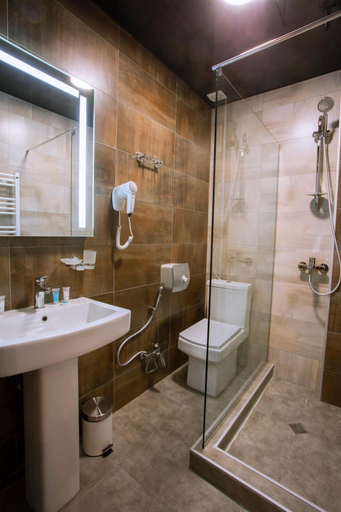 Bathroom 3, Hotel West, Mtskheta
