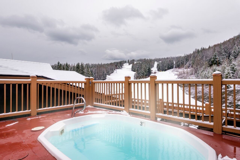 Sport & Beauty, Morning Eagle, Flathead