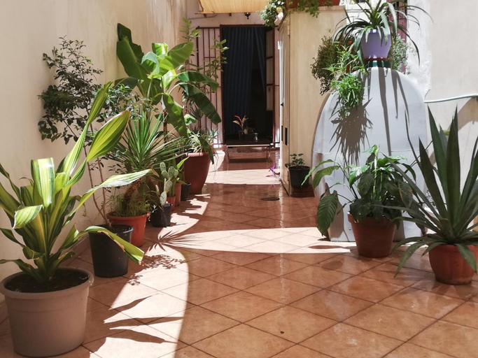 Exterior & Views 2, Guglielmo Room's B&B, Catania