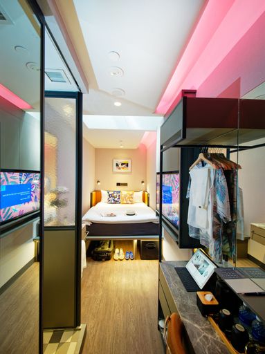 Bedroom 18