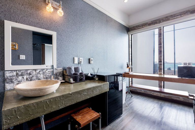 Bathroom 4, Aqua BEAutique, Jeju