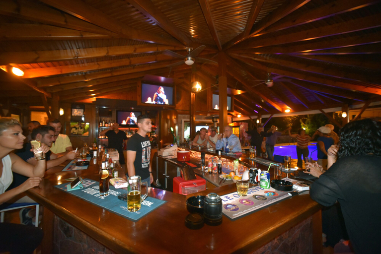 Food & Drinks 5, Blue Sky Hotel, North Aegean