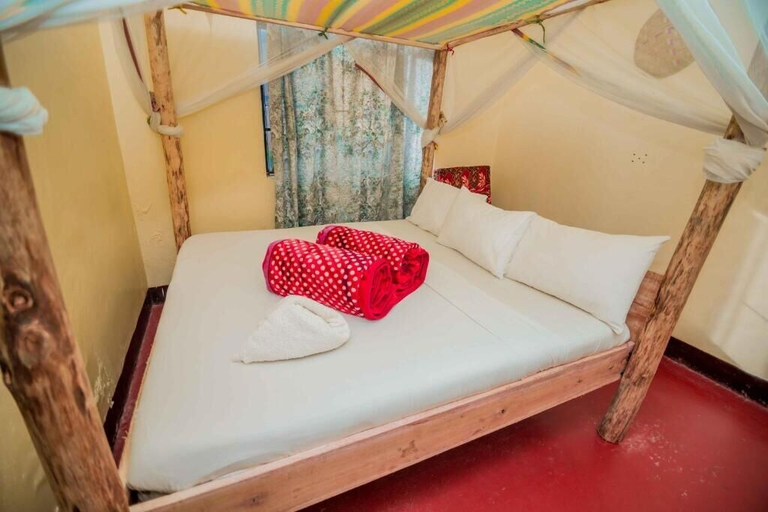 Bedroom 2, The Better Inn, Moshi Urban