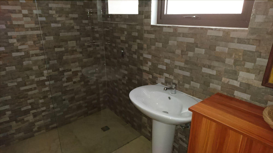 Bathroom, Royale Panorama View Apartment