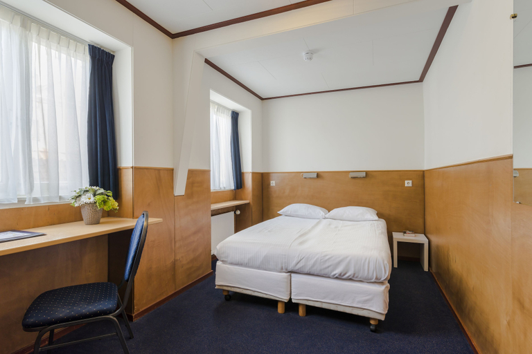 Bedroom 5, Hotel van Gelder, Amsterdam