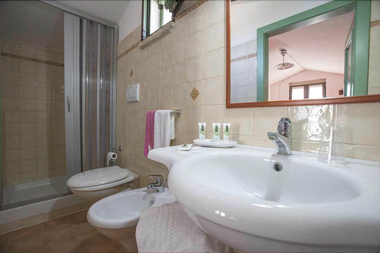 Bathroom 5, Casale De Li Canti, Lecce