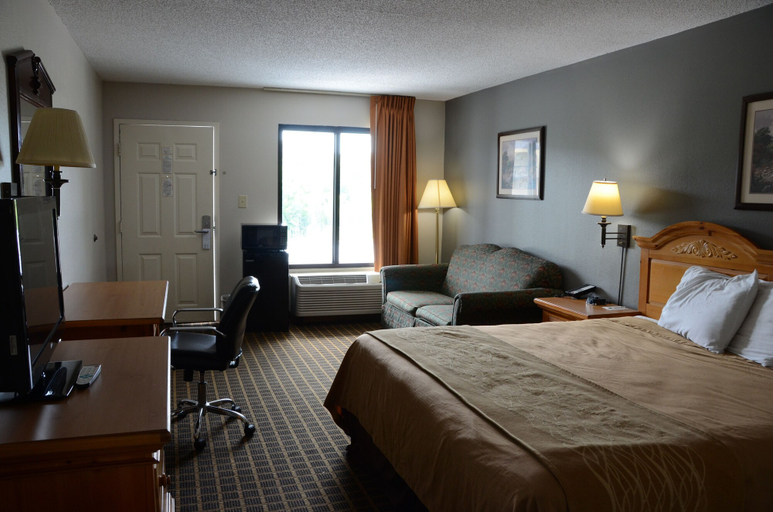 Bedroom 3, GuestHouse Clarksville, Montgomery