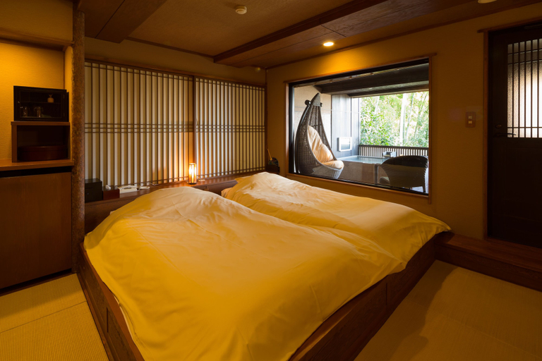 Bedroom 3, wa-tei Kazekomichi, Atami