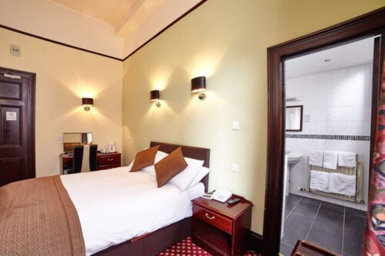 Bedroom 3, Station Hotel Aberdeen, Aberdeen