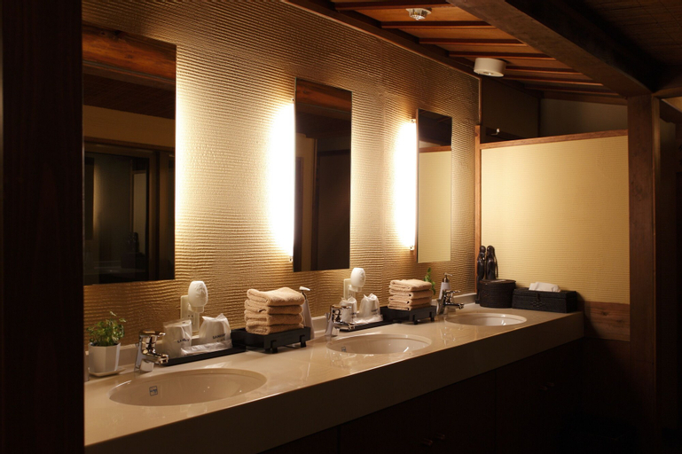 Bedroom 4, Zen Oyado Nishitei, Fukuoka