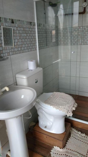 Bathroom 3, Hospedagem Navegantes, Navegantes