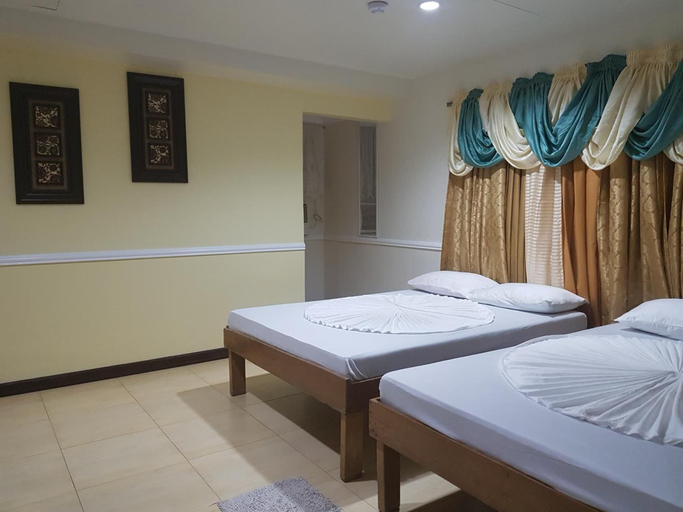 Bedroom 4, HK Beach Resort, Moalboal