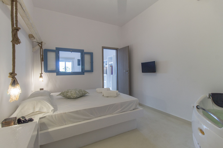Bedroom 3, Colosseo Studios & Apartments, South Aegean