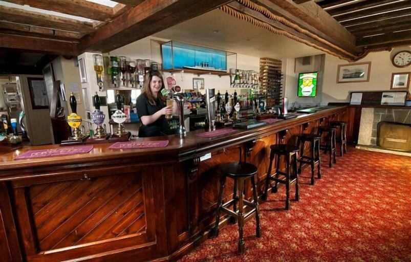 Food & Drinks 4, The Paris Hotel, Cornwall