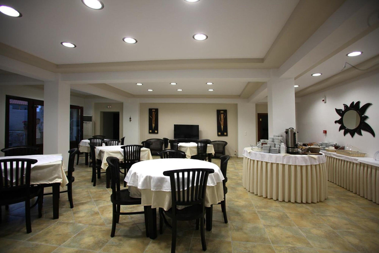 Food & Drinks 5, Sun Accommodation, Thessaly