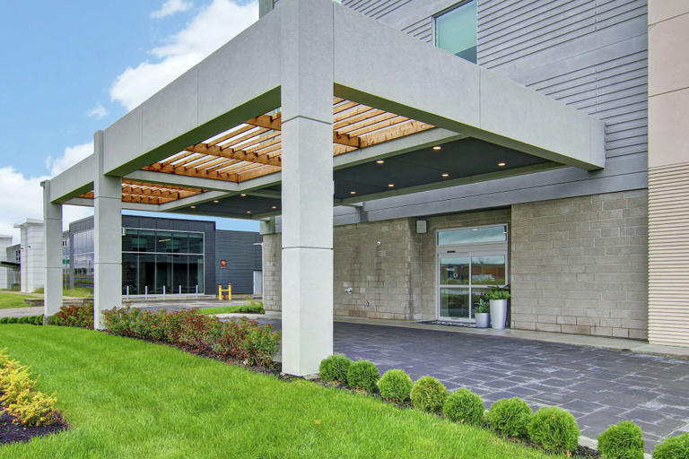 Exterior & Views 2, Home2 Suites by Hilton Montreal Dorval, Montréal