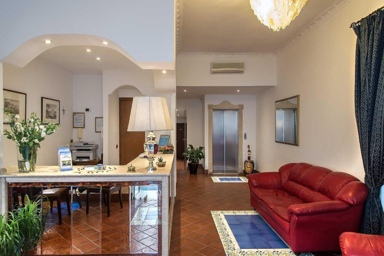 Public Area 2, Hotel Caracciolo, Rome