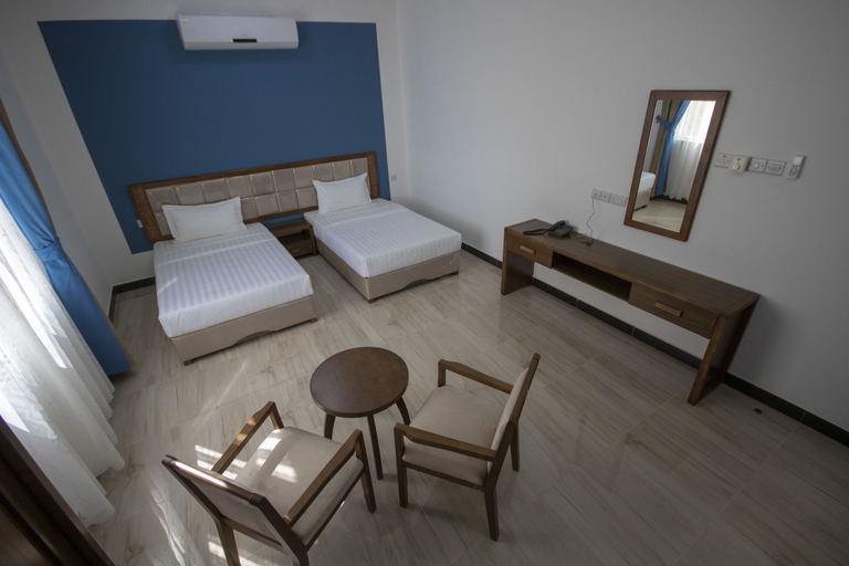 Bedroom 2, Home Station Hotel, Seeb