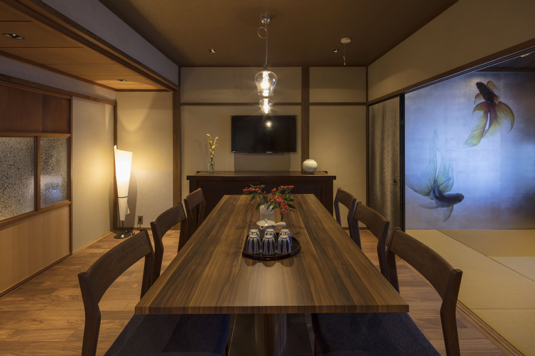 Hikoso-machi Gin no Ma, Kanazawa